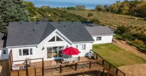 lakefront niagara farm vrbo