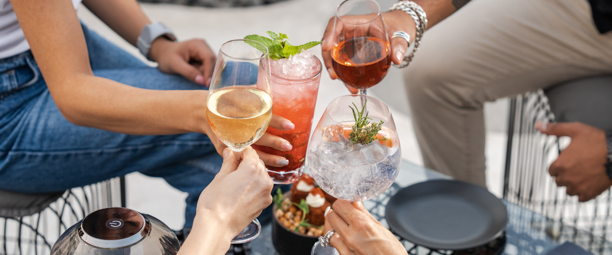 girls night out bars