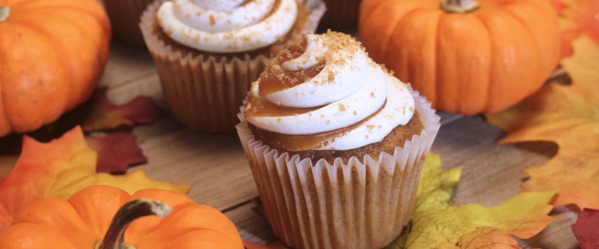 fall treats - cupcakes and pumpkins