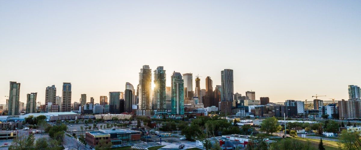 photo-1526863336296-fac32d550655