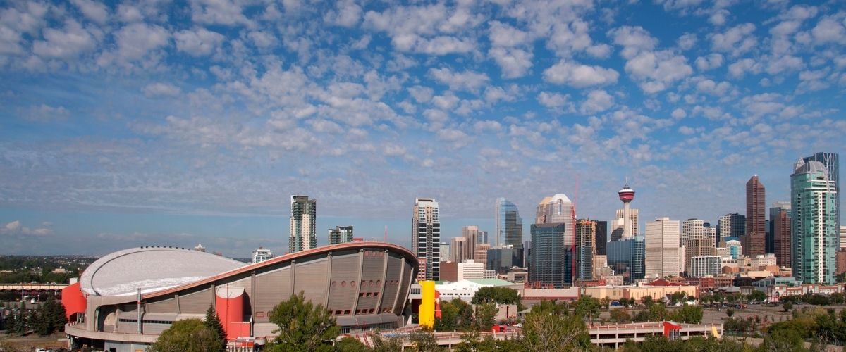 calgary saddle dome and city skyline